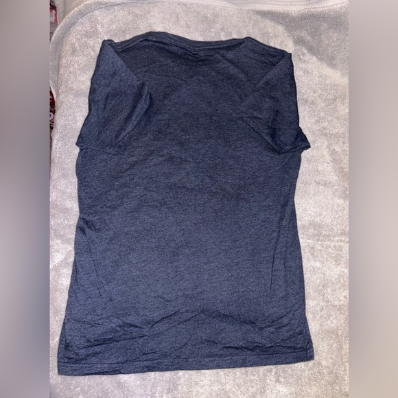 Imperial Motion T-shirt. Size large - Picture 4 of 4